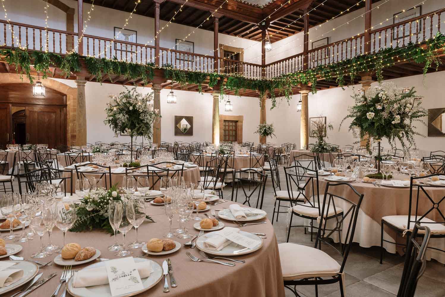 Laura Y La Banda De Gaitas Fotografos En Oviedo De Bodas Estudio Comuniones Embarazo